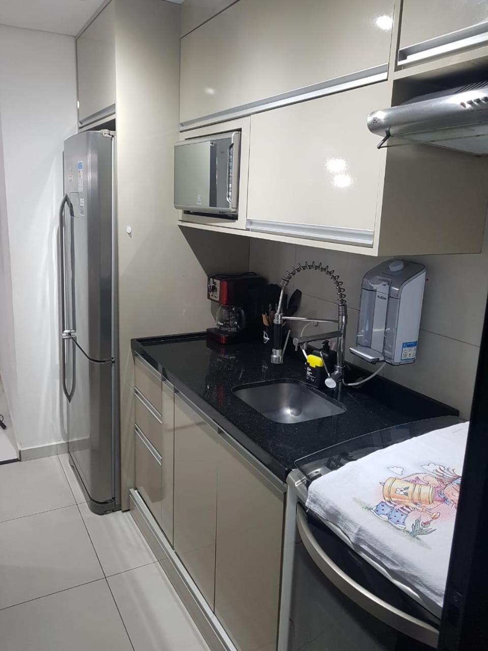 Apartamento, Centro Sp - Piscina E Ar Condicionado * Sao Paulo